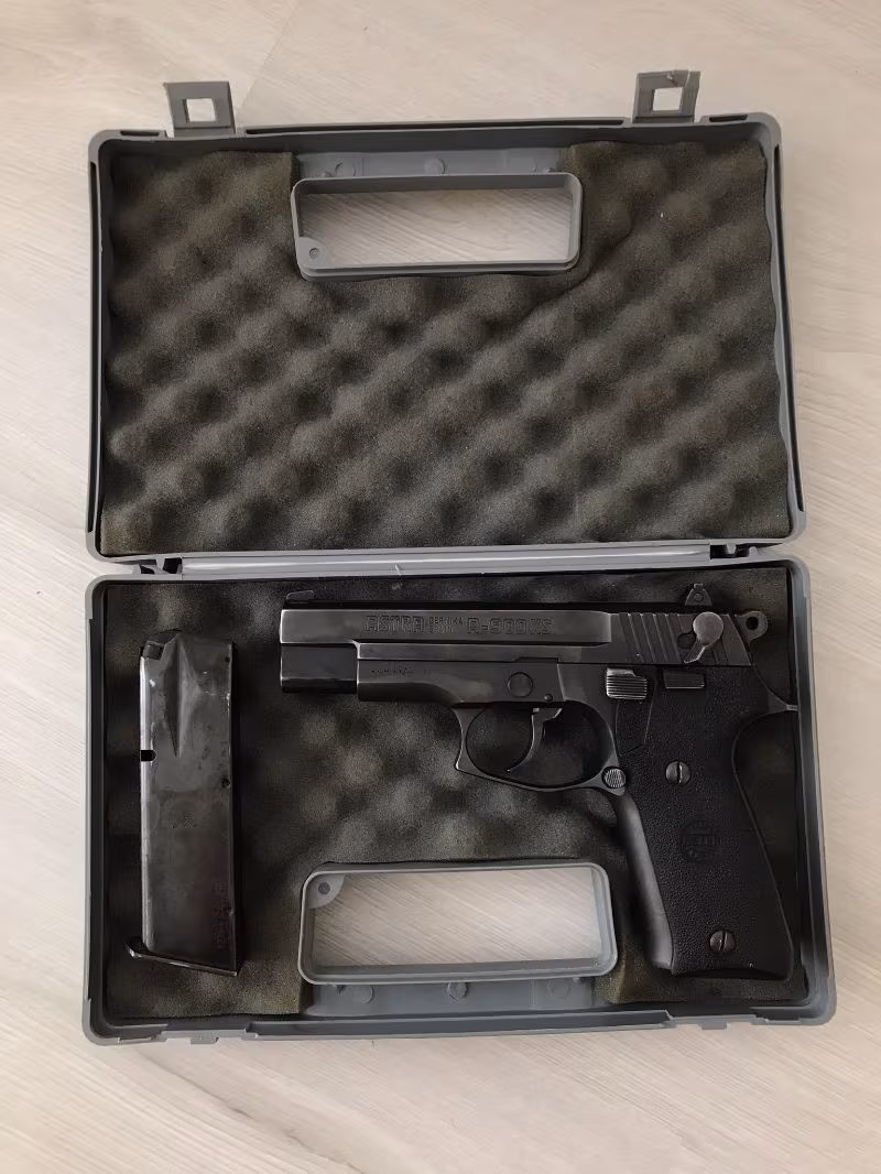 Emekli Personelden Taşıma Ruhsatlı Astra A-900 XS