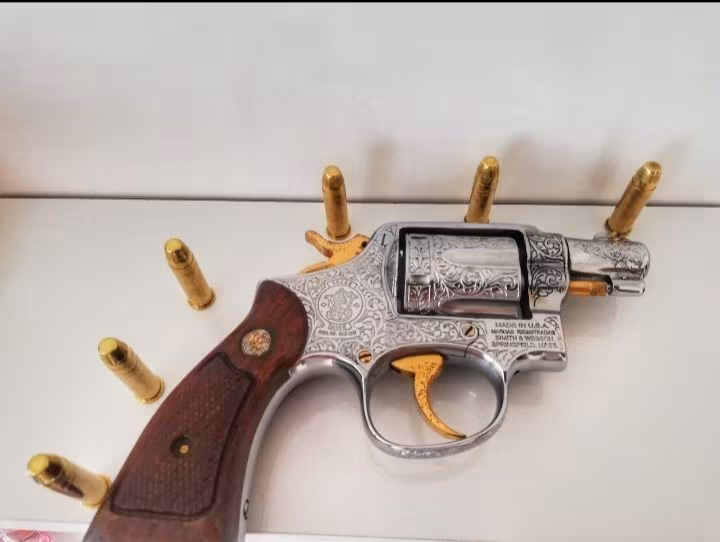 Sıkıntısız smith wesson