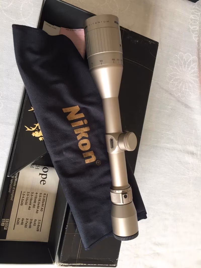NİKON TİTANIUM YİVLİ TÜFEK DÜRBÜNÜ 3.3-10X44 MESAFE AYARLI  ORJİNAL JAPAN
