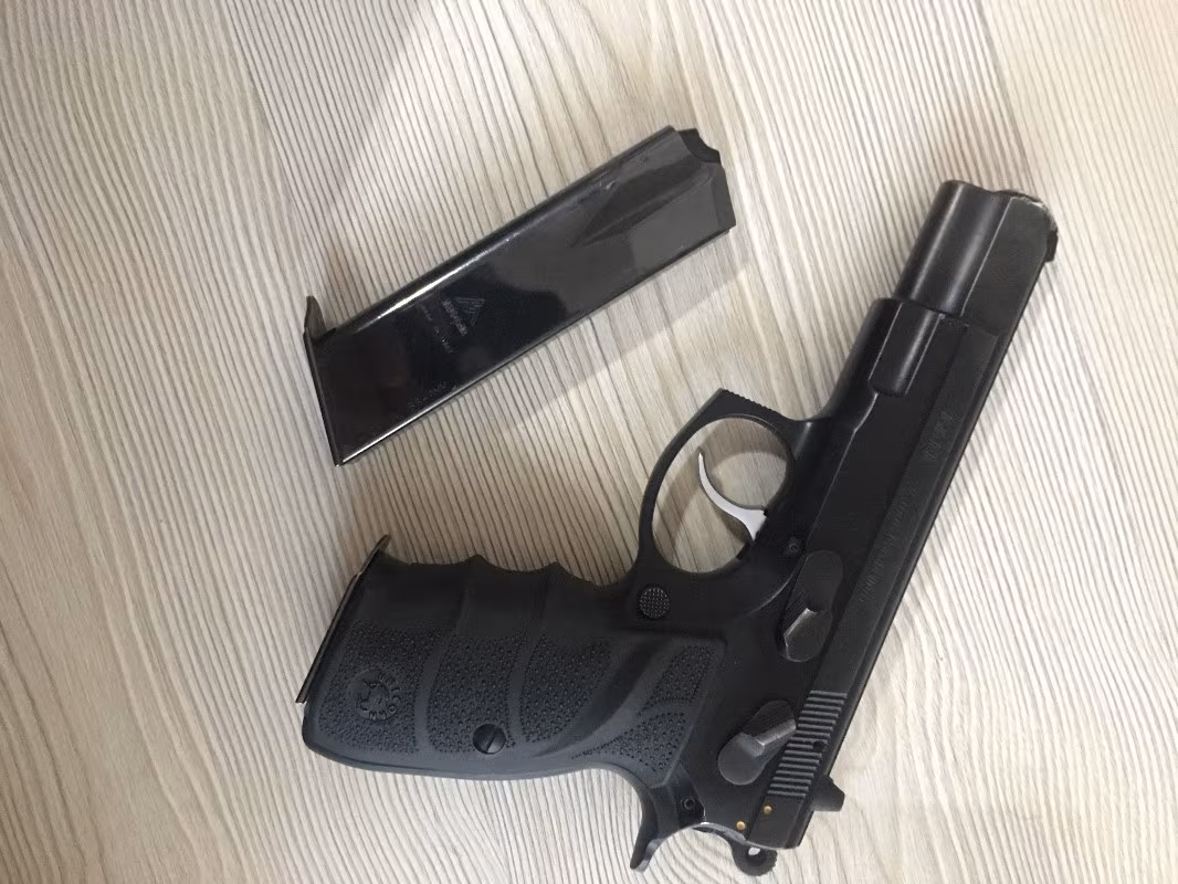 Canik l120