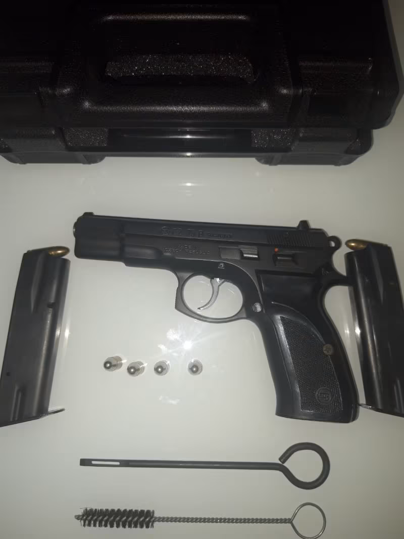 97 model CZ 75 B Sıfır ayarında 16.000 tl