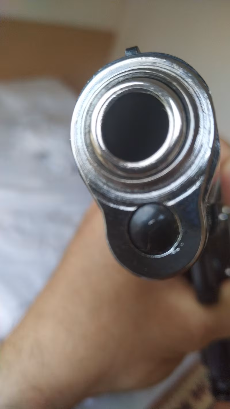 Emekli Albay'dan 9 mm Belcika Browning Parabellum.  Ruhsatsiz satin almak isteyenler, aramasin lutfen.