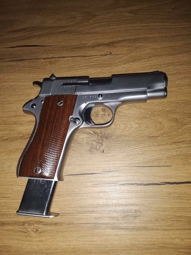 8+1 kısa star