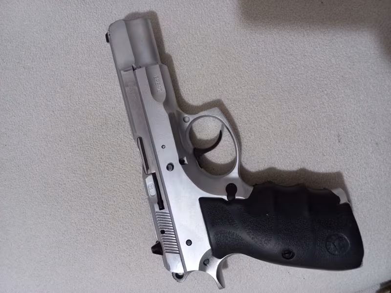 KAMU PERSONELİNDEN CZ75 Z