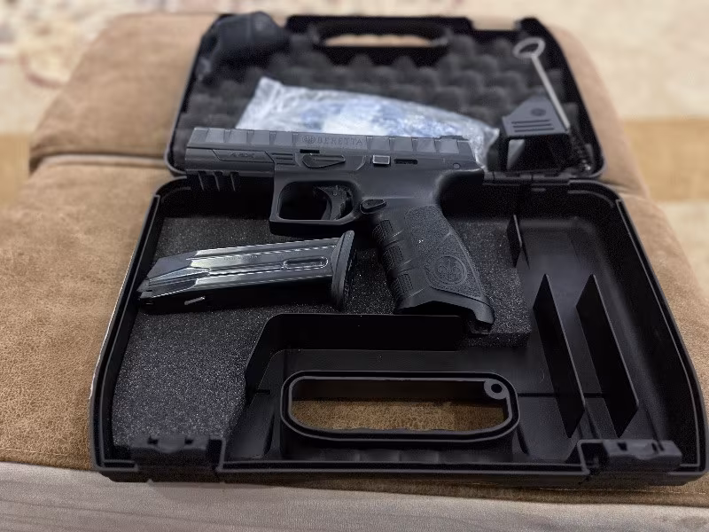 Beretta APX