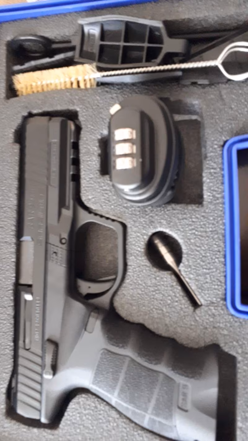 sıfır sarsılmaz sar mete siyah 9 orjinal tüm aksesuarları ile birlikte