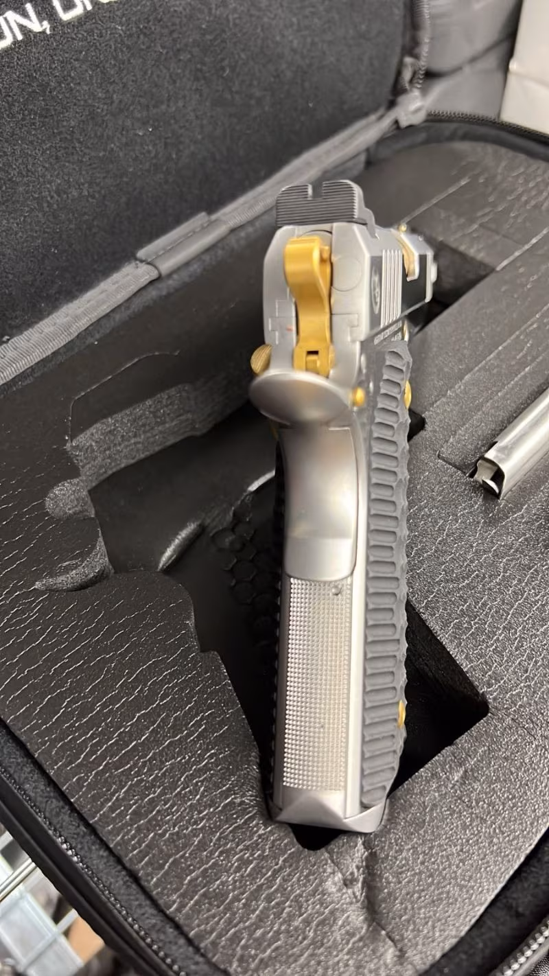 NİGHTHAWK CUSTOM VİCE PRESİDENT