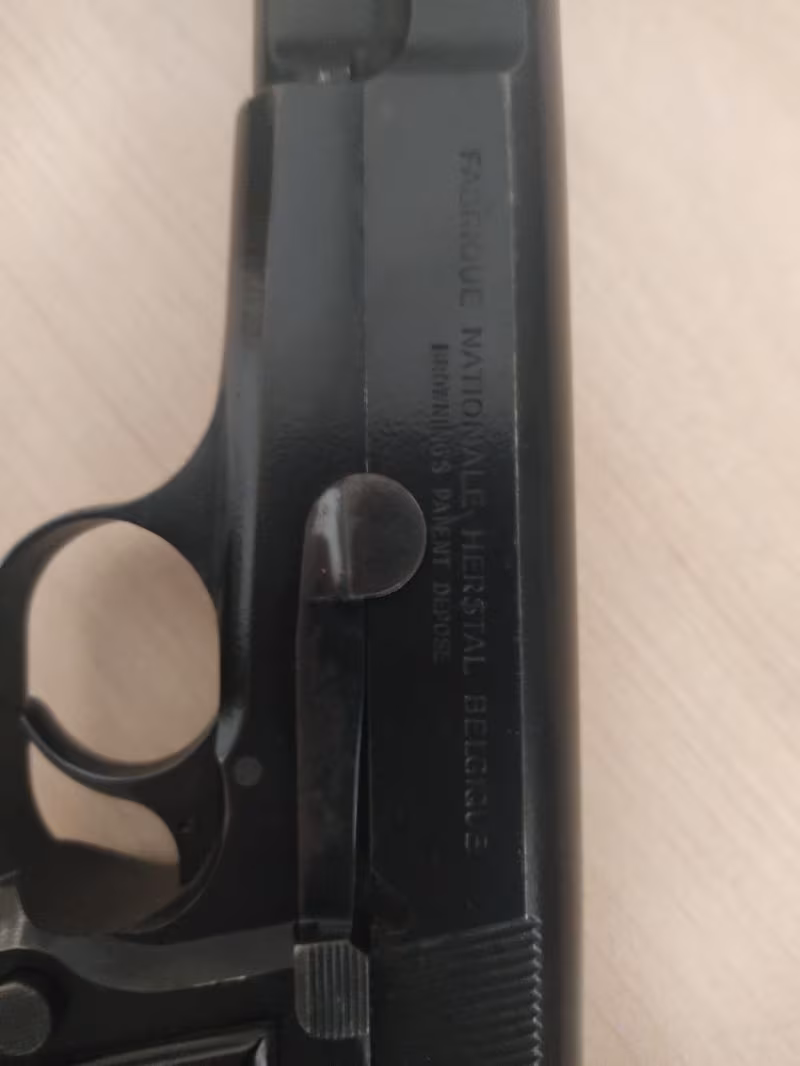 Emekli emniyet mensubundan Browning 14
