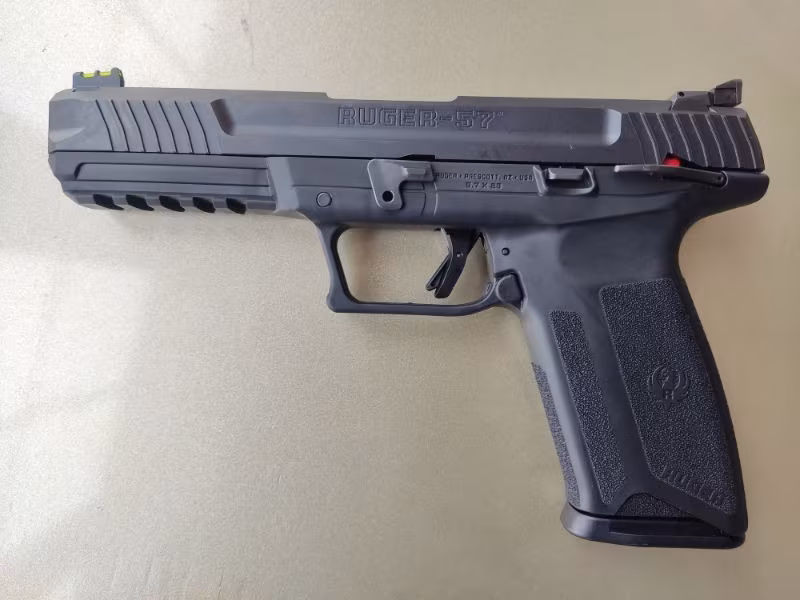 RUGER 57 SATILIK SIFIR AMERİKAN 5.7 X 28 MM