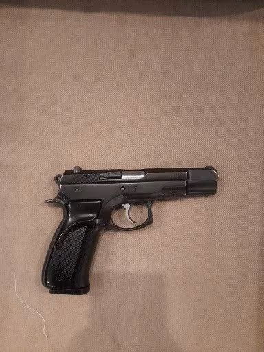 CZ 75 B