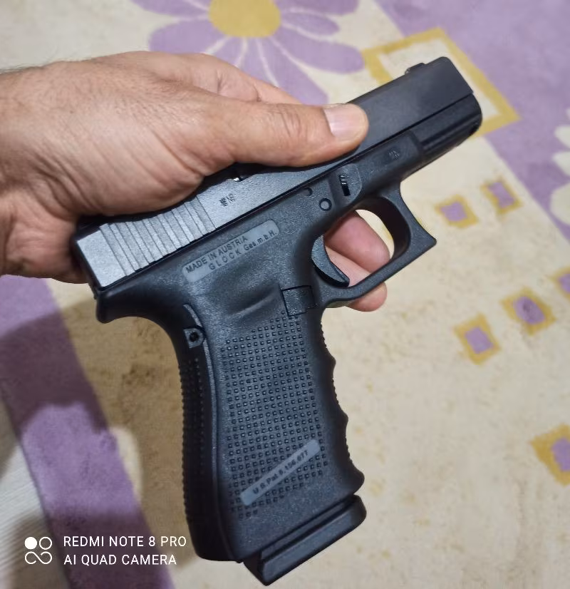 Öğretmenden tertemiz Glock 19 gen 4