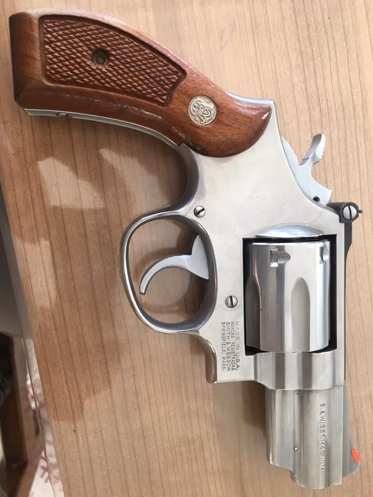 smıth wesson magnum sıfır gibi