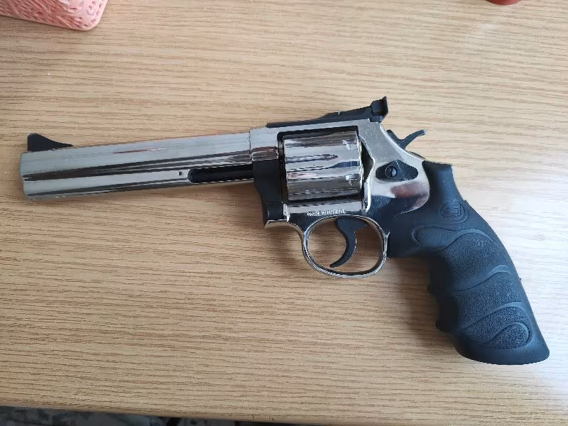 Satılık jandarma astsubay dan tabanca