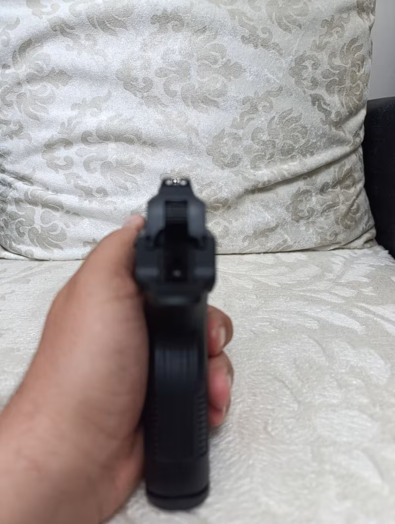 Memurdan temiz. Sarsılmaz B6 C