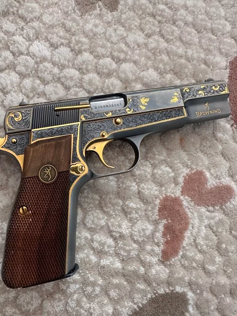 Altın işlemeli özel iscilkli  14 lu Browning tabanca
