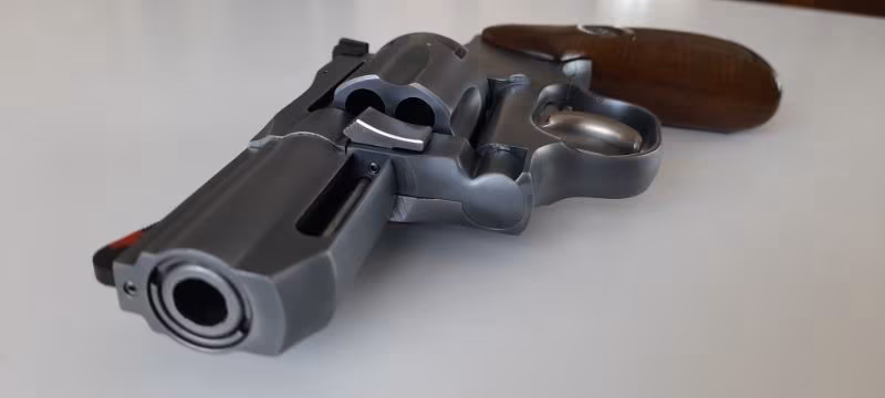 DAN WESSON 357 MAGNUM