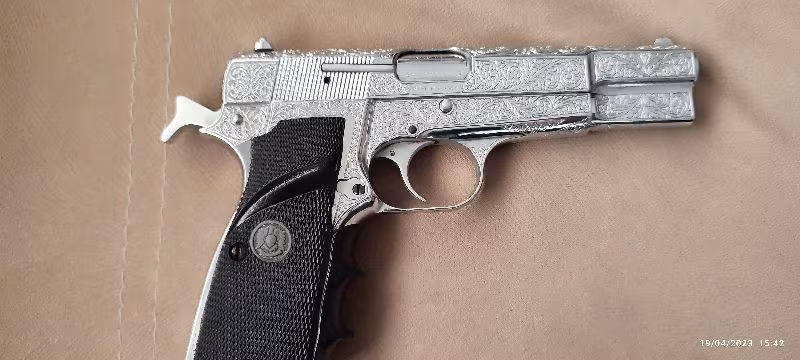 CROM İŞLEMELİ EMEKLİ POLİSTEN