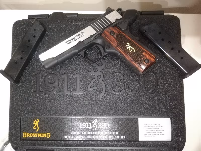 Browning BLACK LABEL 1911 380 auto