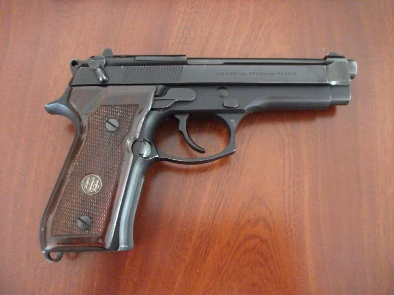 BERETTA 92 FS