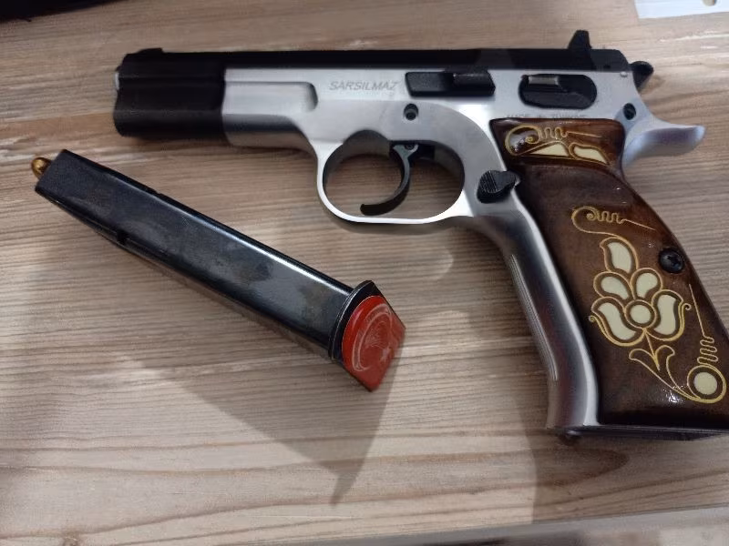 Sarsılmaz kılınç lıght