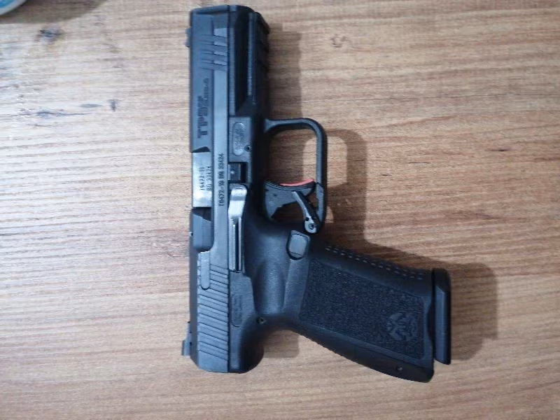 Askeri personel den sıfır kutusunda canik tp9 elite s