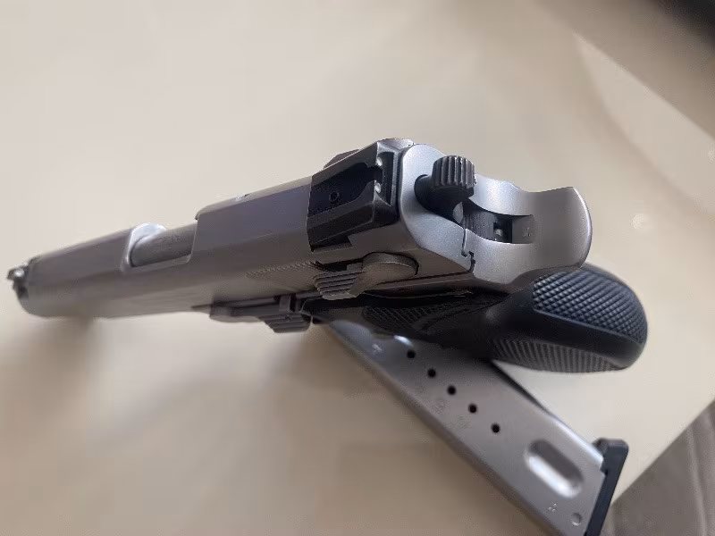 Smith Wesson 5906 15+1