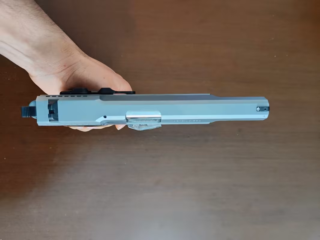 EMEKLİ POLİSTEN SIFIR SARSILMAZ KILIÇ 2000 MEGA 17+1 (9x19 mm)