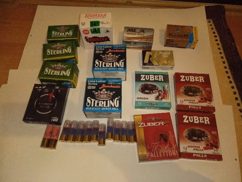 Husan 12 cal. Av tüfeği, Metal kabze, ayak,yelek ve 450 liralık fişek hediye