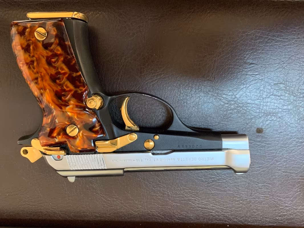 BERETTA F81