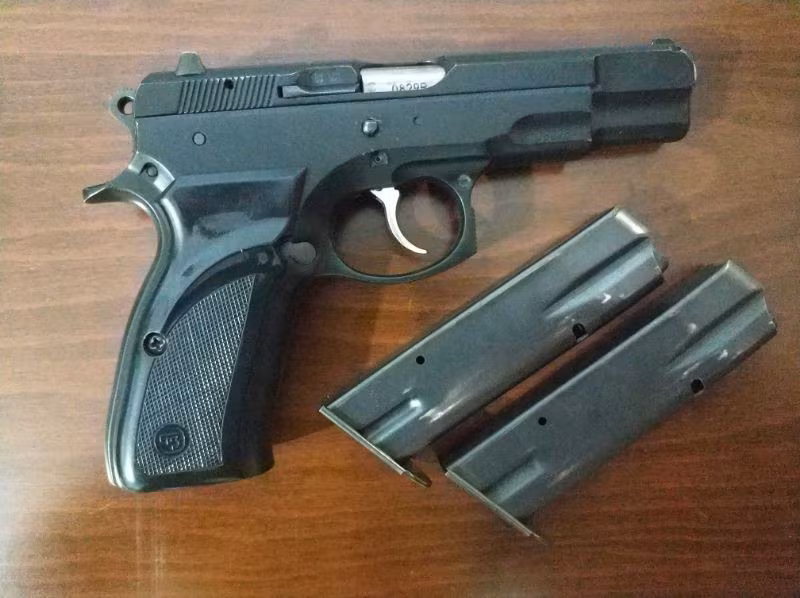 Temiz Cz75B emekliden