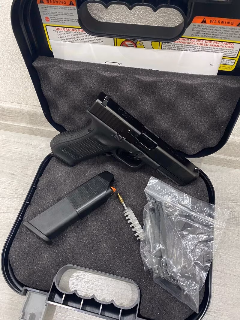 GLOCK 17 GEN 5 100. YIL SERİSİ EKSTRAAA TÜRKİYE 1071 SERİ NOLU TÜRKİYENİN EN ÖZEL TEK SİLAHI