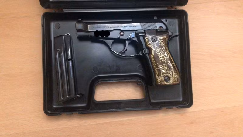 Beretta F81 12+1
