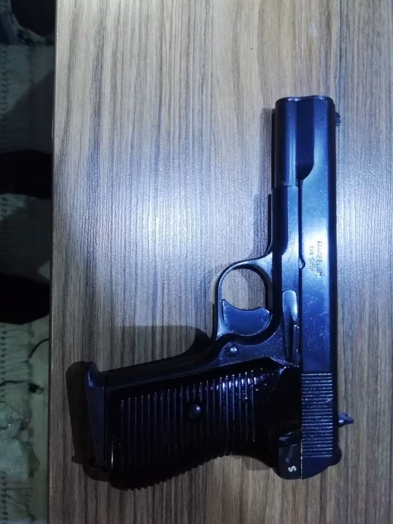 TEMİZ HASTASINA PARABELLUM