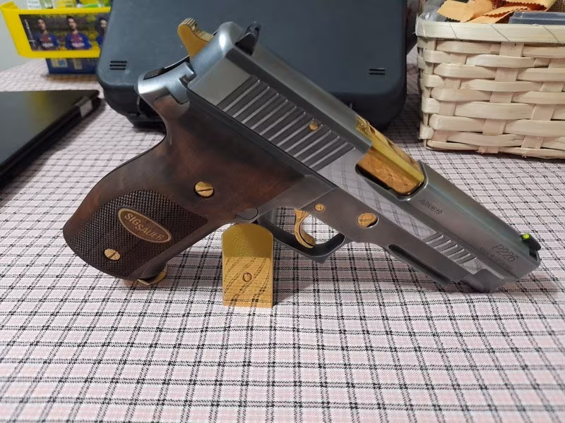 SIG SAUER P226 YENİ MODEL ÖZEL
