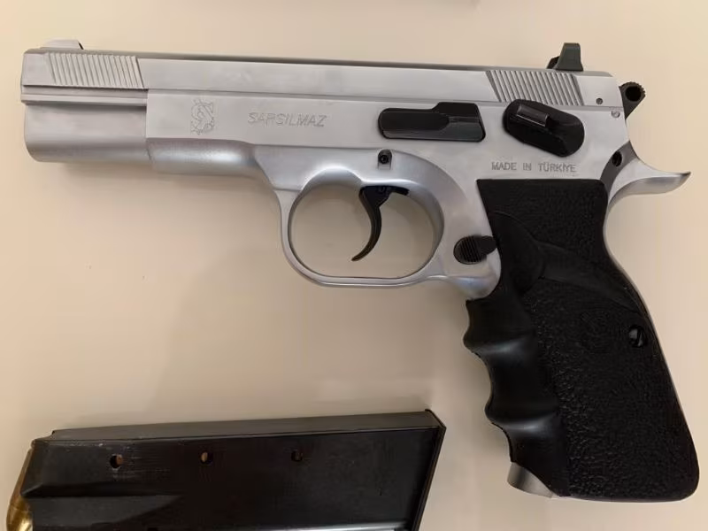 SAHİBİNDEN SARSILMAZ 9 MM SATILIK TERTEMİZ TABANCA