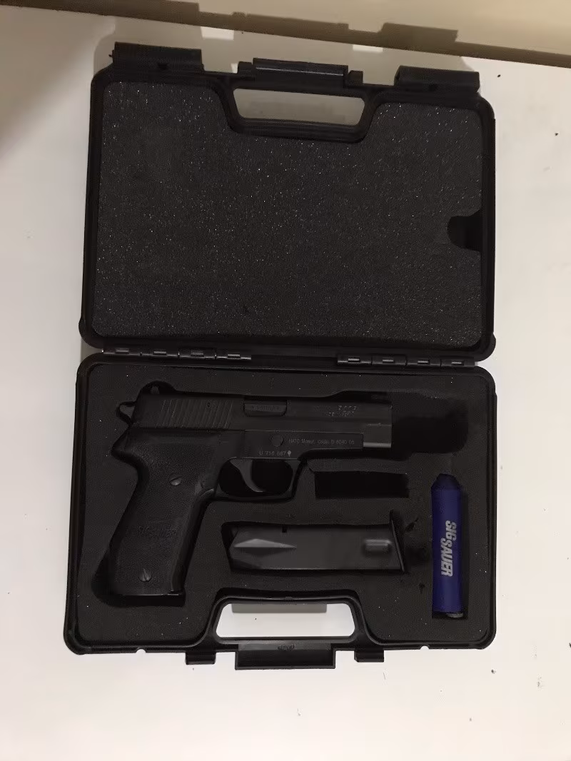 SIG SAUER P226 ALMAN