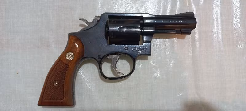 Orijinal kutusunda 38 cal. Smith wesson