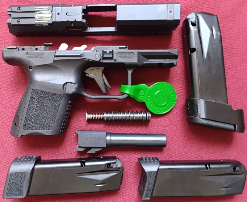 EMEKLİ EMNİYET GÖREVLİSİNDEN SIFIR KUTUSUNDA HİÇ ATIŞ YAPILMAYAN CANİK TP 9 SUB ELİTE CAS. -  25.000 TL.