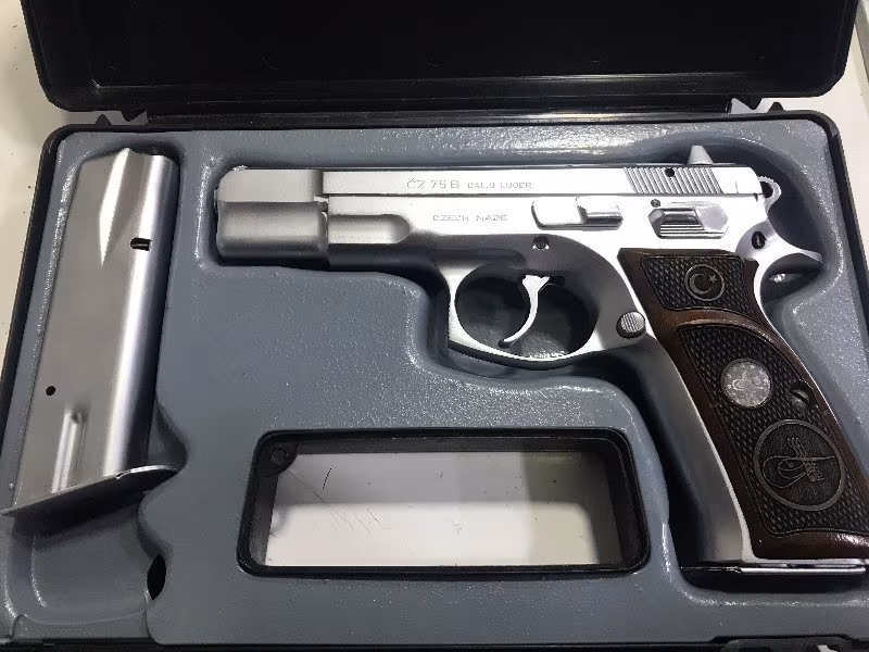 CZ 75 B SEVENLERE DUYURULUR