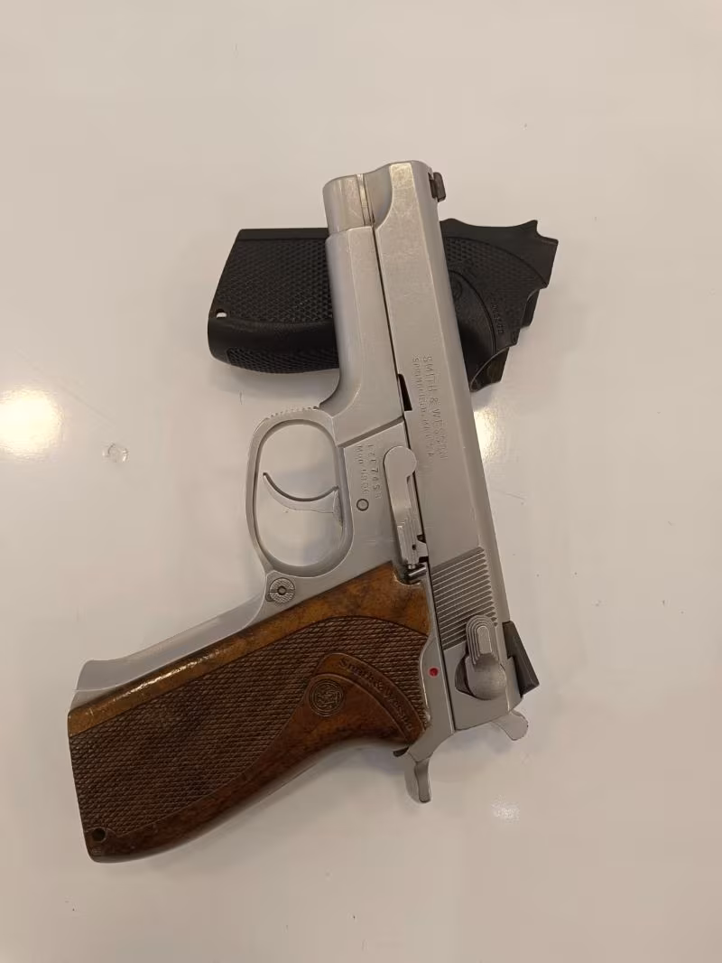 Smith Wesson 5906 15+1 Temiz Sahibinden Yedek Sarjör Bakımlı