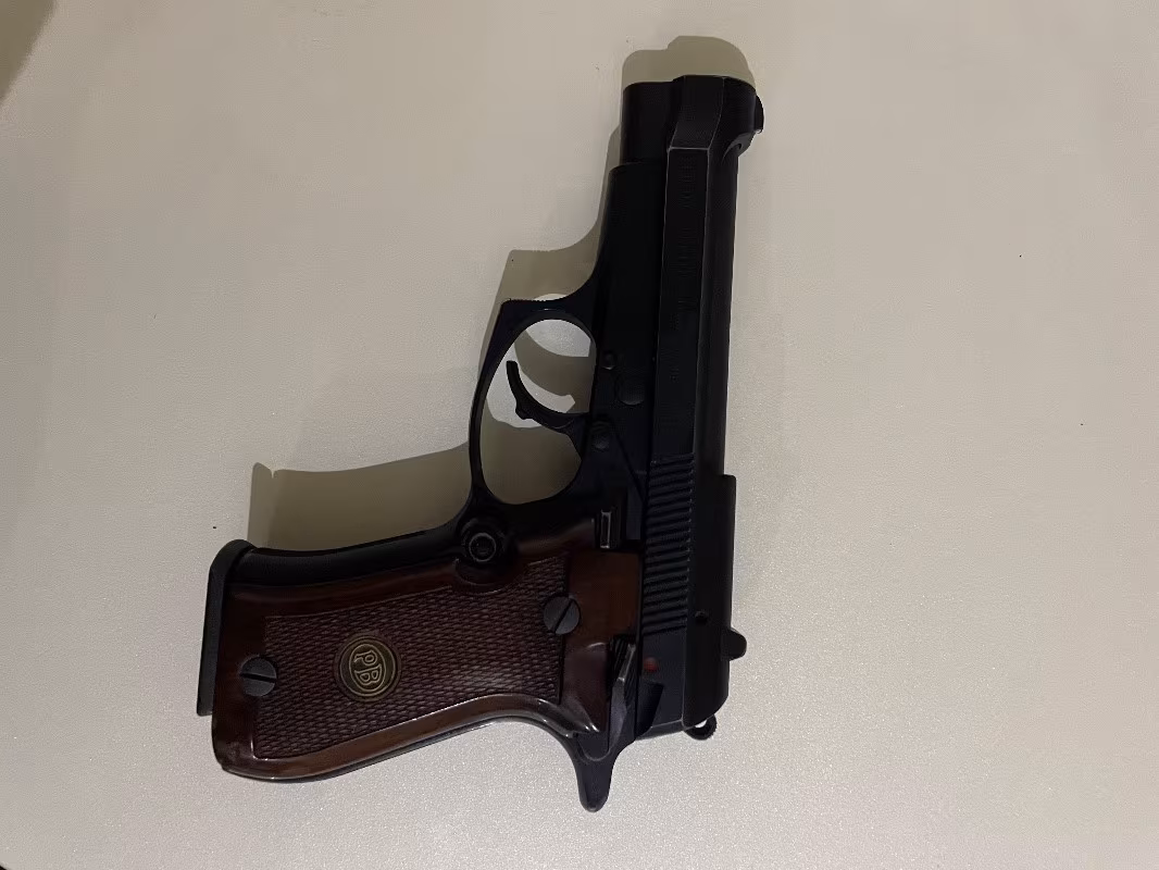 İTALYAN BERETTA 12+1 MOD. 81F SIFIR KONDİSYONDA ÇİFT ŞARJÖR