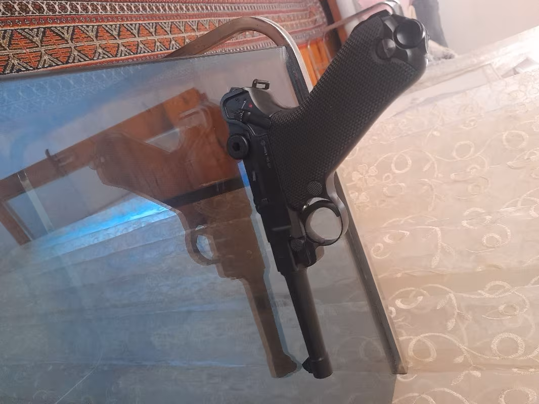 Parabellum havalı tabanca