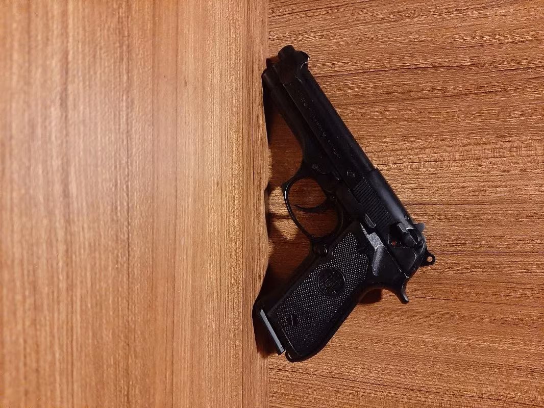 Emekli Subay Silahi f92