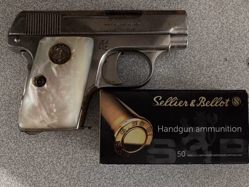 COLT POCKET  6.35mm