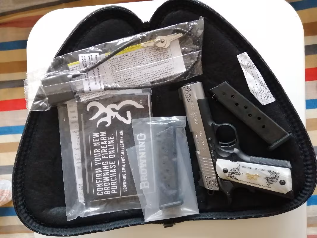 BROWNING 1911-380 MEDALLION STAINLESS ENGRAVED/COMPACT