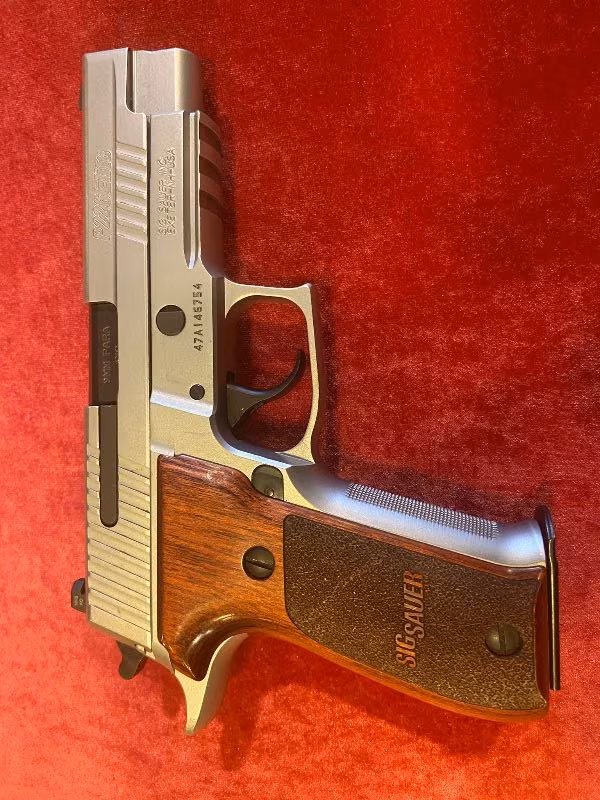 Sahibinden temiz Sig Sauer P226 Elite 9x19 Tabanca