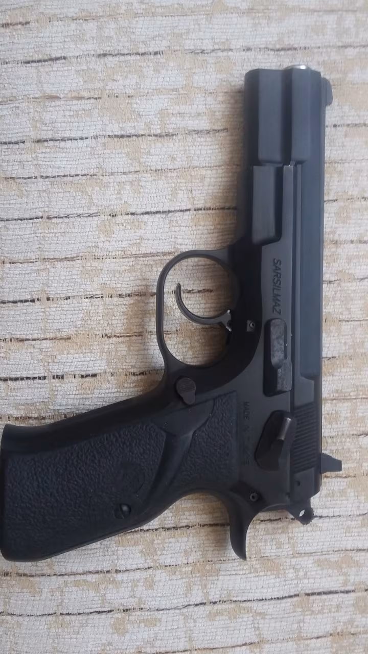 SARSİLMAZ YARI OTOMATİK SİLAH RUHSATLI