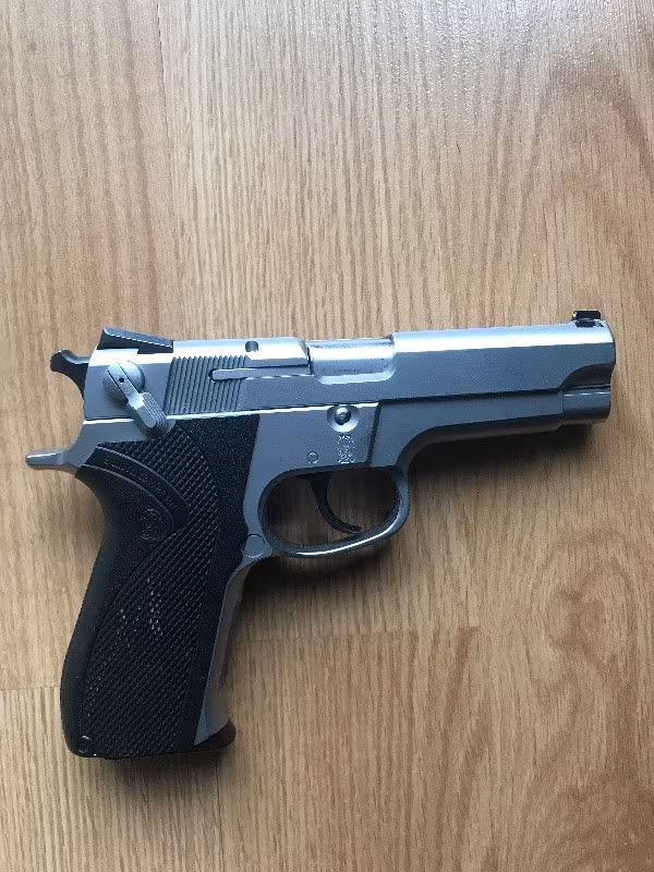 Smith Wesson 5906