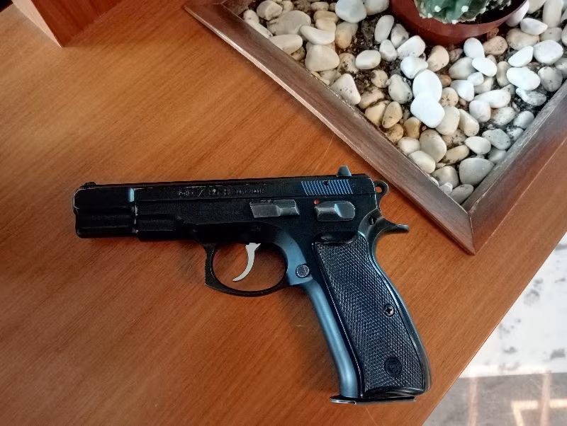 Cz 85