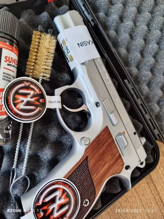 CZ75B model İnoks tabanca